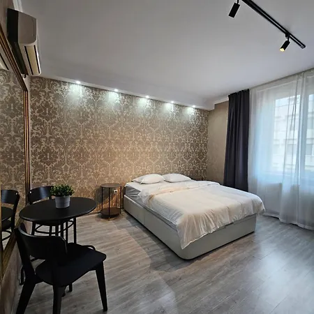 Touristic Center Jean Louis Calderon 28 Street Apartment