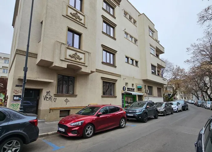 Touristic Center Jean Louis Calderon 28 Street * Бухарест