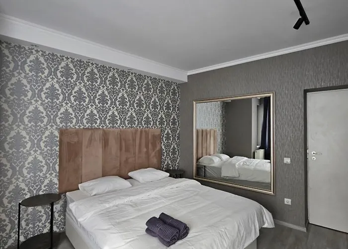 Touristic Center Jean Louis Calderon 28 Street Апартаменти