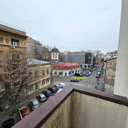 Touristic Center Jean Louis Calderon 28 Street Daire Bükreş