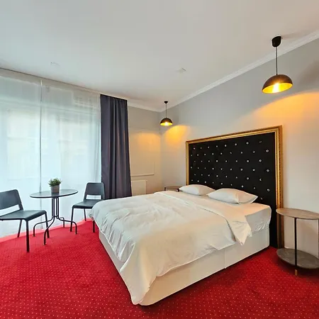 Touristic Center Jean Louis Calderon 28 Street Apartment