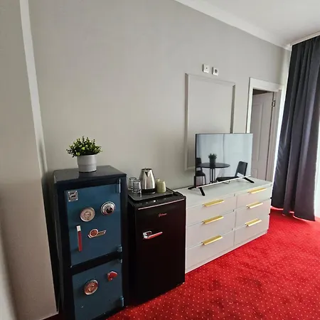 Touristic Center Jean Louis Calderon 28 Street Appartement