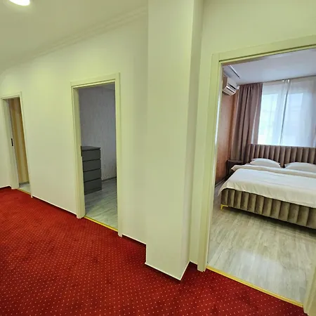 Touristic Center Jean Louis Calderon 28 Street Bükreş