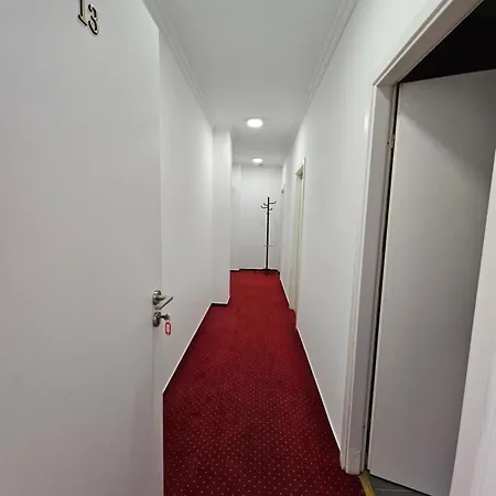 Apartmán Touristic Center Jean Louis Calderon 28 Street Bukurešť