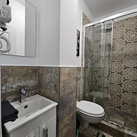 Apartmán Touristic Center Jean Louis Calderon 28 Street