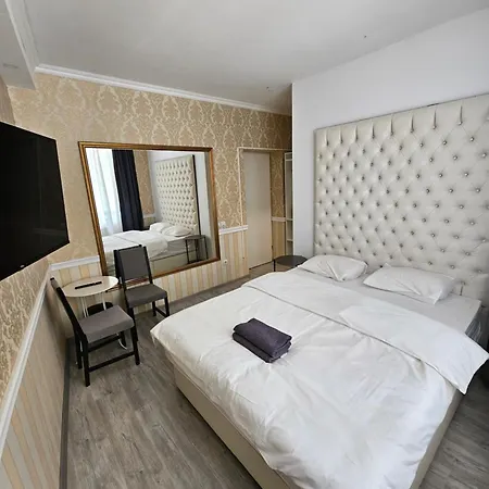 Touristic Center Jean Louis Calderon 28 Street Apartmán Bukurešť