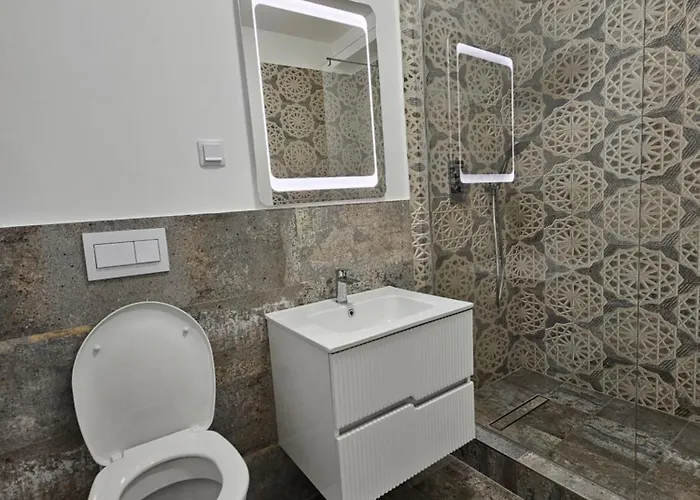 Touristic Center Jean Louis Calderon 28 Street *