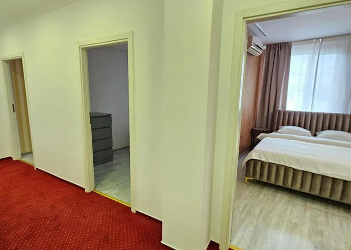 Touristic Center Jean Louis Calderon 28 Street Bukurešť