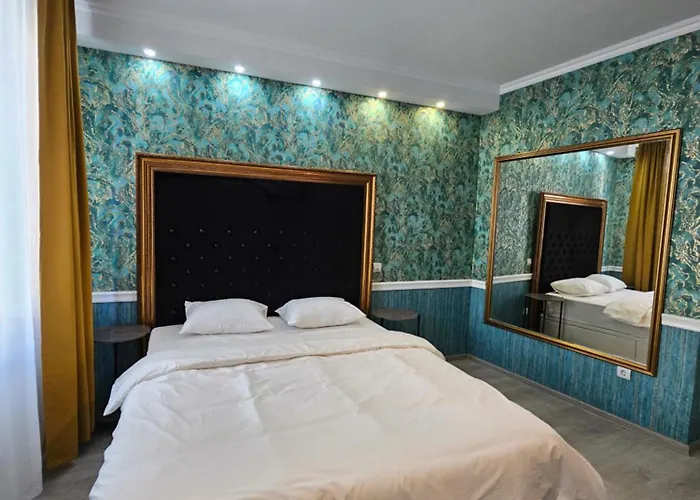 Touristic Center Jean Louis Calderon 28 Street *