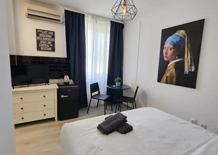 Touristic Center Jean Louis Calderon 28 Street Apartmán