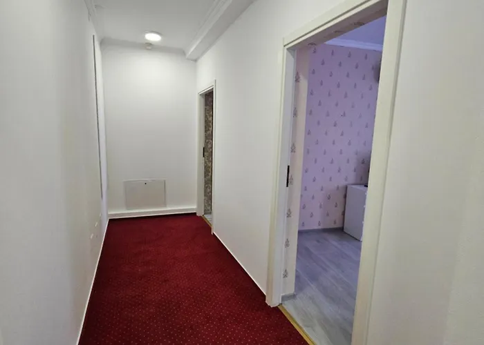 Touristic Center Jean Louis Calderon 28 Street *