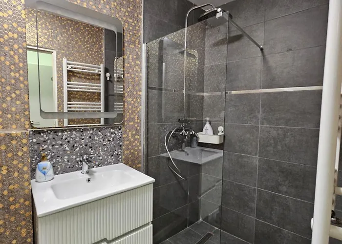 Touristic Center Jean Louis Calderon 28 Street