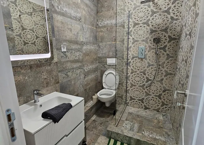 Touristic Center Jean Louis Calderon 28 Street Lejlighed *