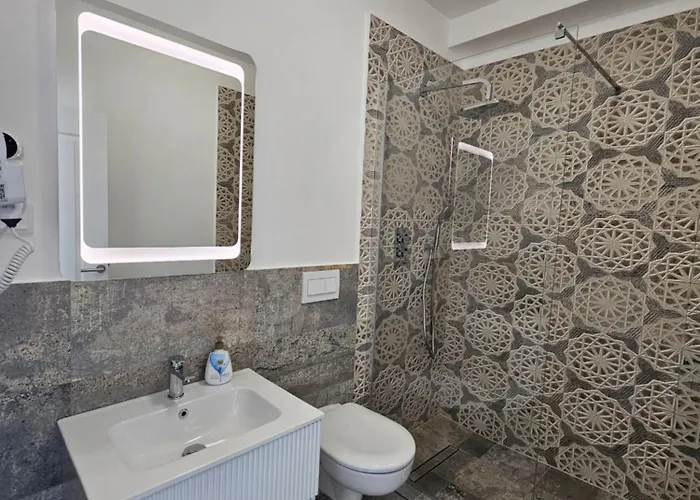 Touristic Center Jean Louis Calderon 28 Street 아파트